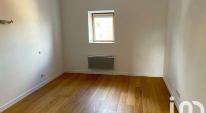 Duplex 4 rooms of 102 m² in Chartres (28000)