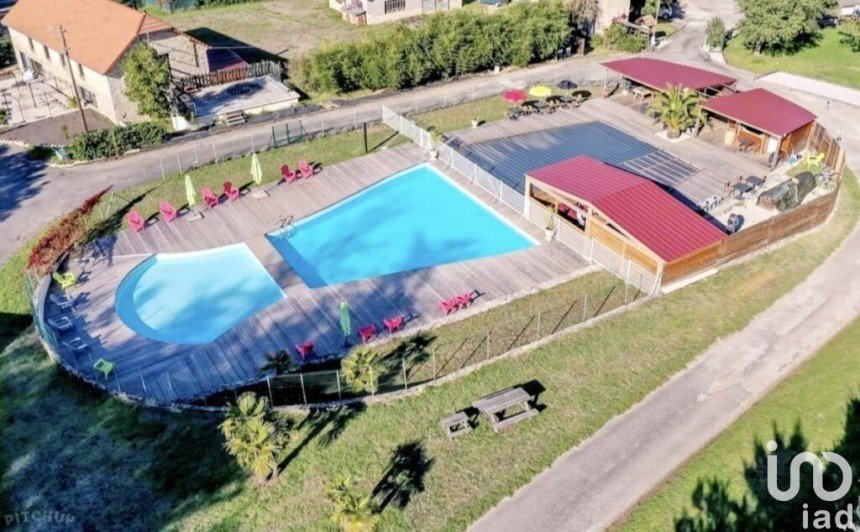 Camping of 43,000 m² in Saint-Chamarand (46310)