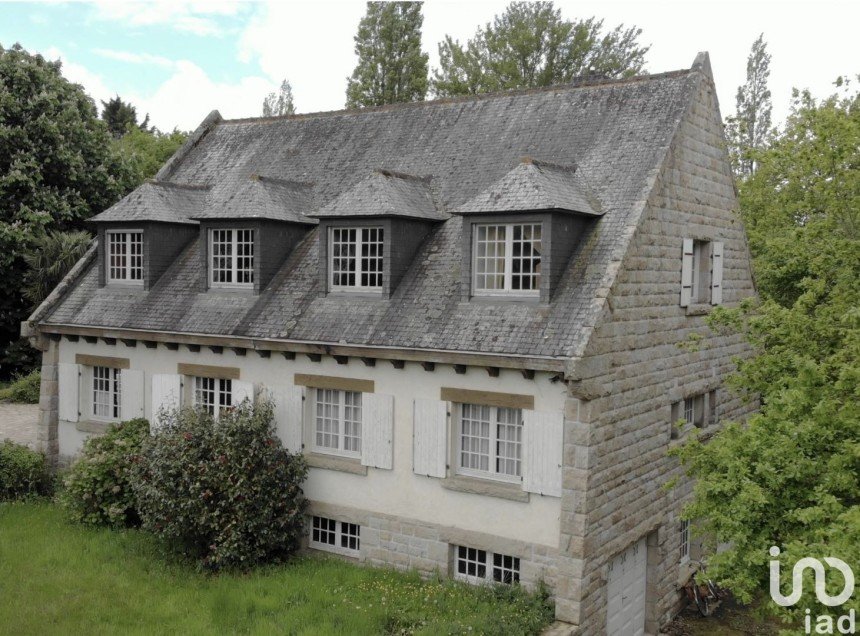 Mansion 8 rooms of 212 m² in Plélan-le-Petit (22980)