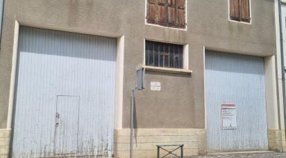 Parking/garage/box de 144 m² à Serres (05700)