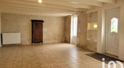 Maison 5 pièces de 150 m² à Saint-Coutant (16350)