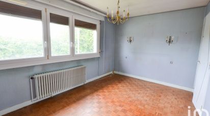 Traditional house 5 rooms of 86 m² in Eysines (33320)