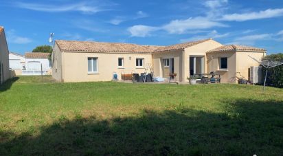 House 5 rooms of 126 m² in Courçon (17170)