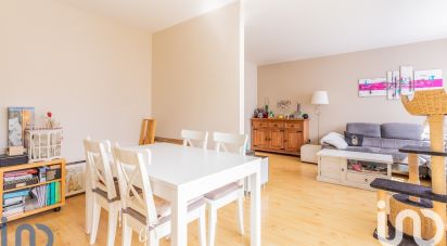 Appartement 5 pièces de 88 m² à Chilly-Mazarin (91380)