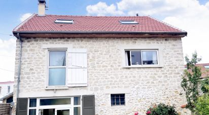 House 9 rooms of 178 m² in Triel-sur-Seine (78510)