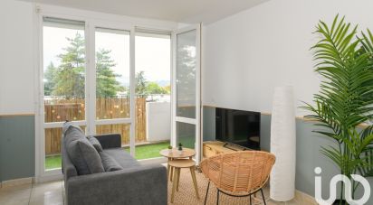 Apartment 4 rooms of 70 m² in Pau (64000)
