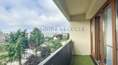Apartment 4 rooms of 73 m² in Neuilly-sur-Marne (93330)