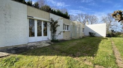 Maison 4 pièces de 105 m² à Saint-Quentin-de-Caplong (33220)