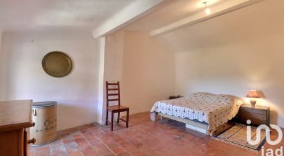Village house 5 rooms of 154 m² in Montmeyan (83670)