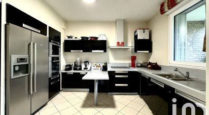 Apartment 4 rooms of 99 m² in Bondues (59910)