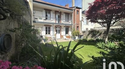 Town house 8 rooms of 210 m² in Tarbes (65000)