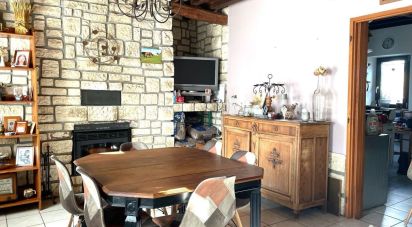House 5 rooms of 84 m² in Marseille-en-Beauvaisis (60690)
