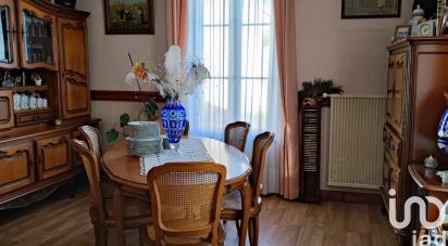 House 5 rooms of 119 m² in Rochefort (17300)