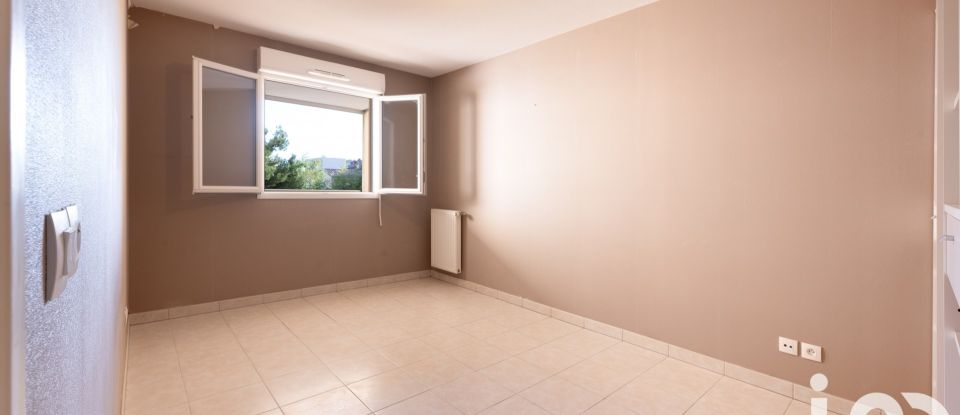 Apartment 3 rooms of 63 m² in Miramas (13140)