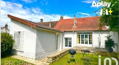 Country house 7 rooms of 126 m² in Mesves-sur-Loire (58400)