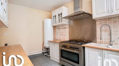 Town house 5 rooms of 65 m² in Pont-à-Vendin (62880)