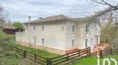House 10 rooms of 335 m² in Parisot (81310)