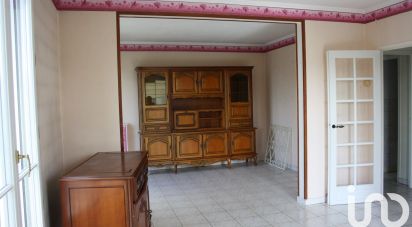 House 5 rooms of 77 m² in Coubron (93470)