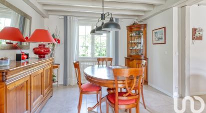 Traditional house 6 rooms of 135 m² in Saint-Prix (95390)