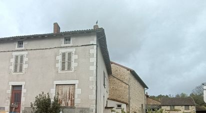House 9 rooms of 139 m² in Vaulry (87140)