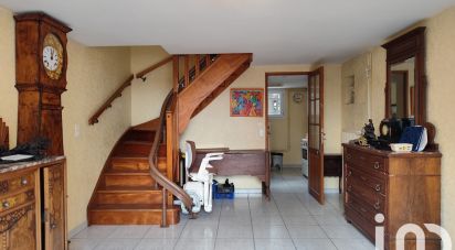 Traditional house 6 rooms of 138 m² in Ingré (45140)