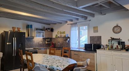 House 3 rooms of 87 m² in Ambillou (37340)
