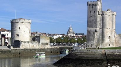 Appartement 4 pièces de 111 m² à La Rochelle (17000)