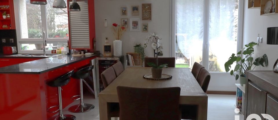 Town house 5 rooms of 75 m² in Morsang-sur-Orge (91390)
