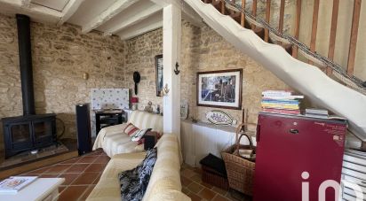 House 5 rooms of 112 m² in Bourg (33710)