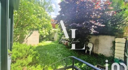 Town house 6 rooms of 107 m² in Châtillon (92320)