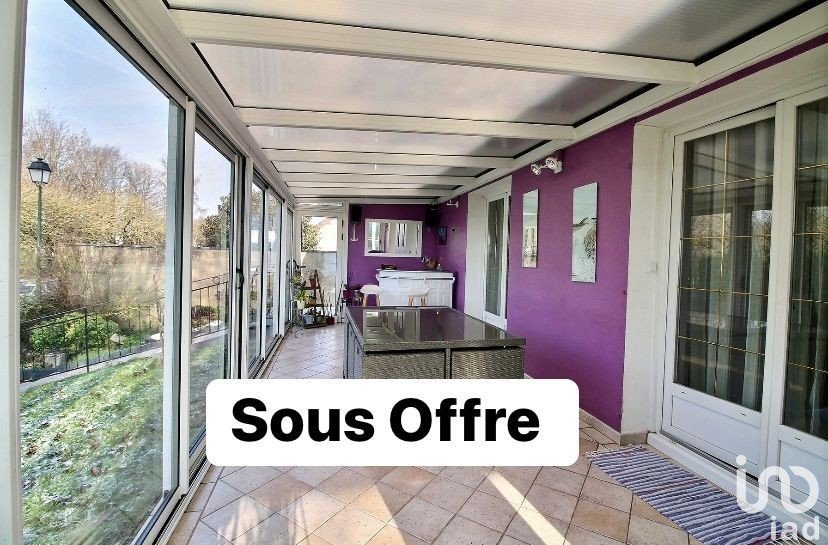 House 7 rooms of 165 m² in Soignolles-en-Brie (77111)