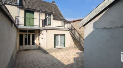 Village house 5 rooms of 100 m² in Merfy (51220)