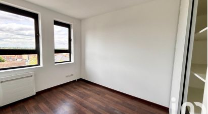 Apartment 3 rooms of 81 m² in Roncq (59223)