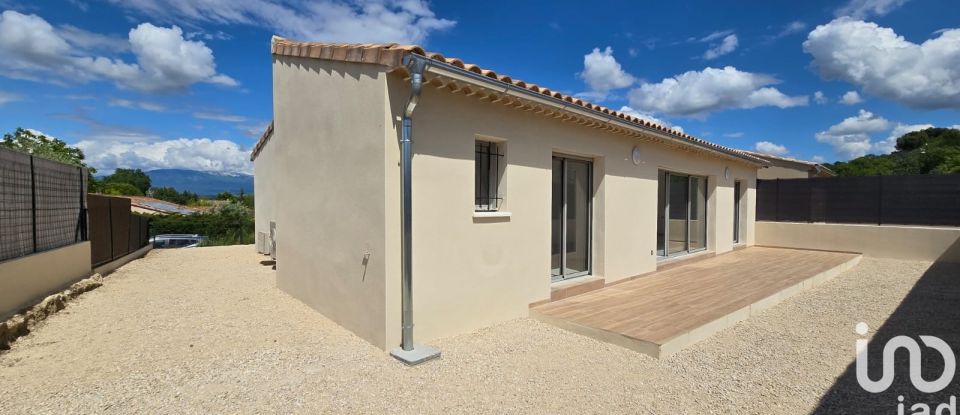 Maison traditionnelle 4 pièces de 103 m² à Saint-Didier (84210)