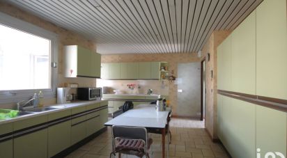 House 8 rooms of 275 m² in Rodez (12000)