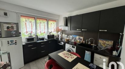 Apartment 3 rooms of 63 m² in Aubergenville (78410)