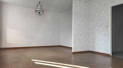 Apartment 4 rooms of 81 m² in Mende (48000)