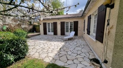 House 4 rooms of 127 m² in Bergerac (24100)