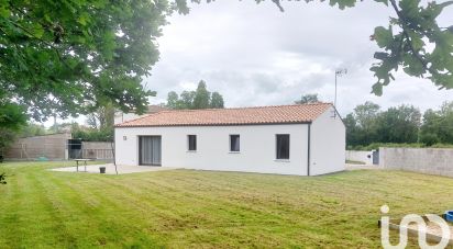 Traditional house 4 rooms of 117 m² in Apremont (85220)
