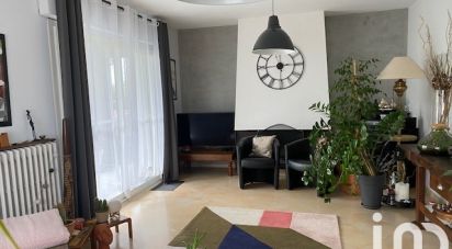 Traditional house 8 rooms of 235 m² in Nîmes (30900)