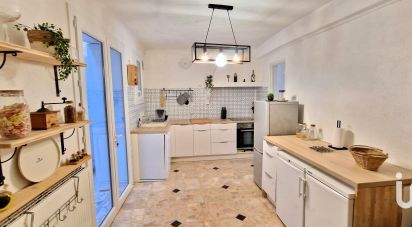 Village house 7 rooms of 166 m² in Cuxac-d'Aude (11590)