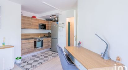 Apartment 2 rooms of 50 m² in Alfortville (94140)