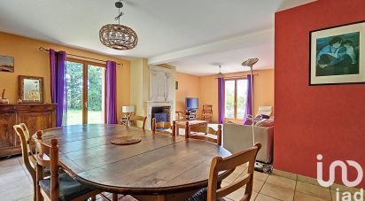 Maison traditionnelle 6 pièces de 146 m² à Saint-Nauphary (82370)