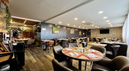 Restaurant of 305 m² in Morangis (91420)