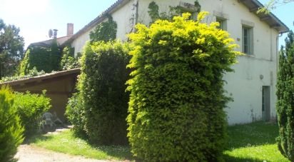 House 3 rooms of 132 m² in Croix-Chapeau (17220)