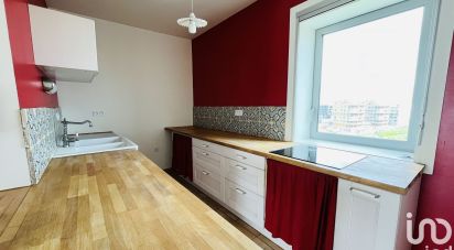 Apartment 6 rooms of 106 m² in Saint-Jacques-de-la-Lande (35136)