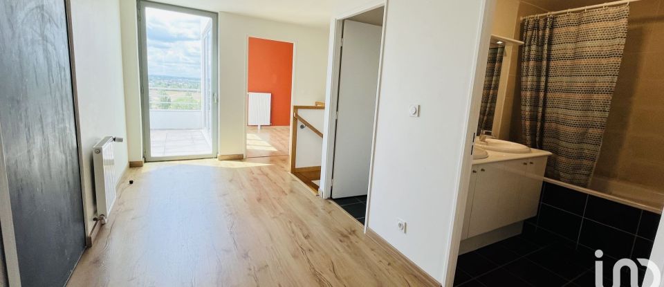 Appartement 6 pièces de 106 m² à Saint-Jacques-de-la-Lande (35136)