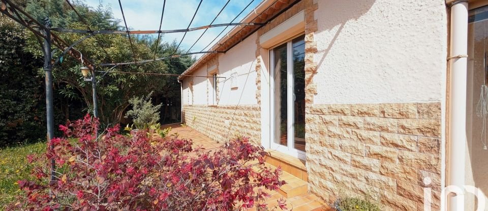Traditional house 4 rooms of 89 m² in Cavaillon (84300)