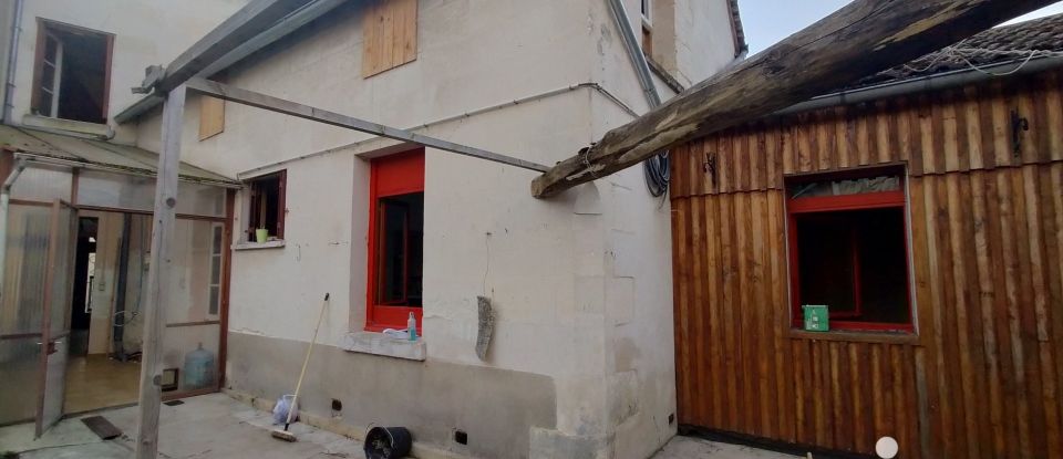 Maison de village 5 pièces de 128 m² à Saint-Flovier (37600)