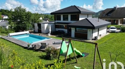 House 5 rooms of 166 m² in Menthonnex-sous-Clermont (74270)